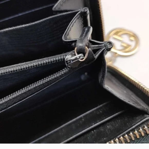 ❤️Gucci USED Sima Emboseed Black Zippy *PRE-LOVED - Picture 4 of 9